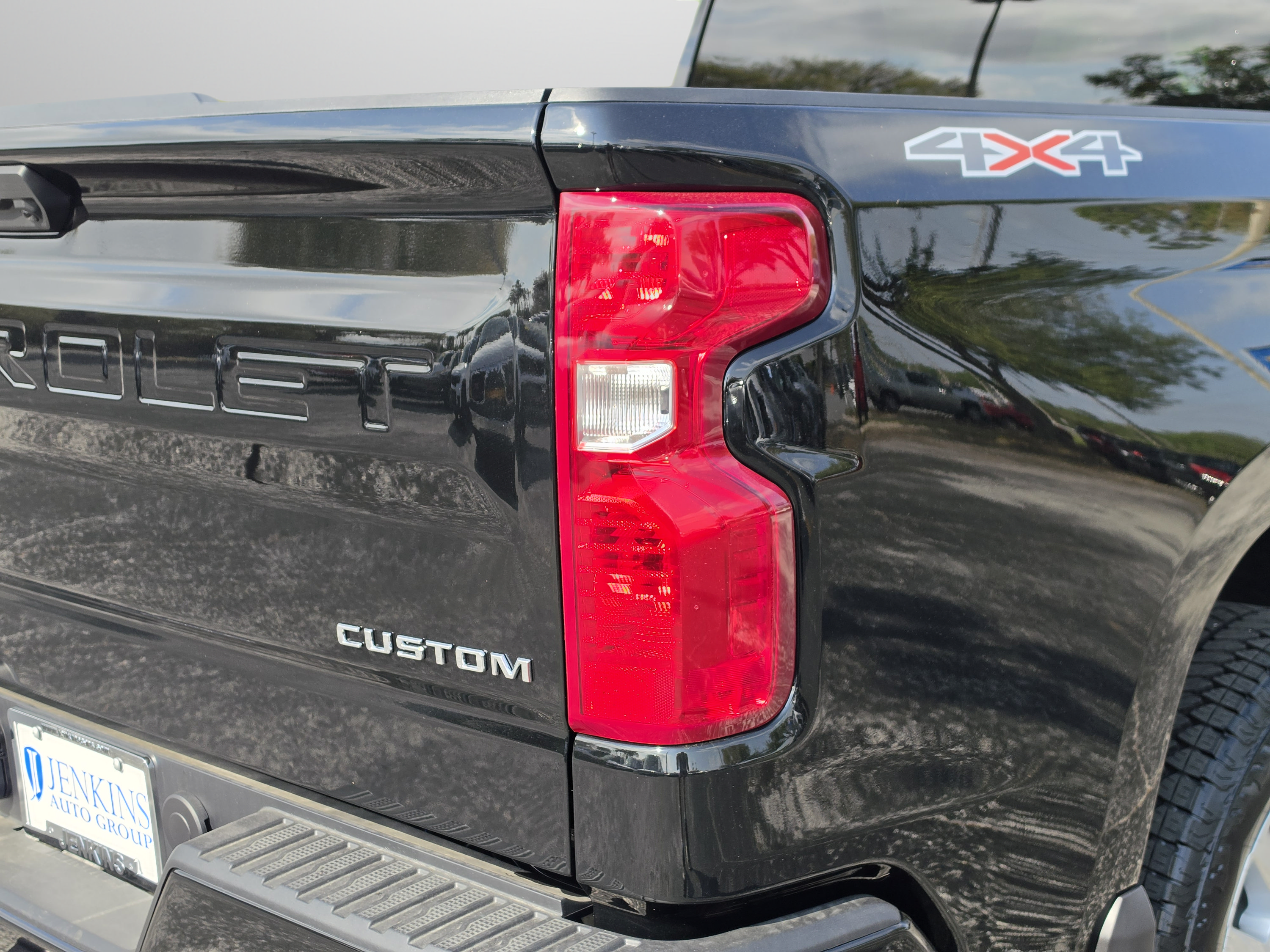 New 2026 Chevrolet Silverado 1500 Custom AWD/4WD image 14