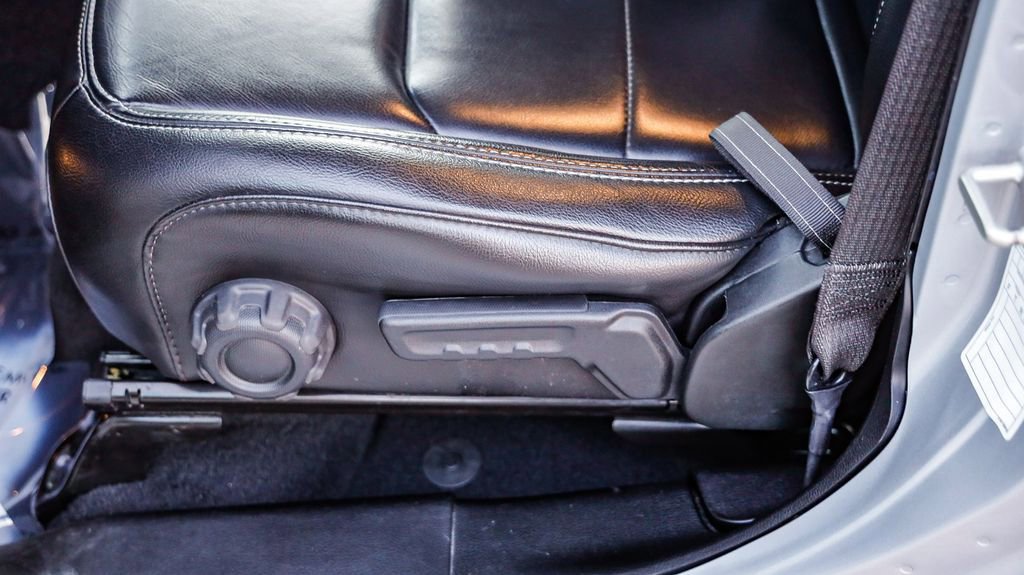 Used 2023 Jeep Wrangler Unlimited Sahara image 26