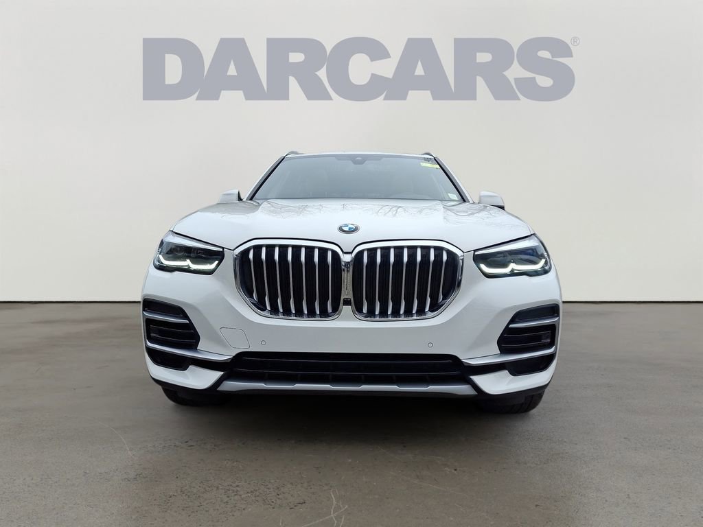 Used 2023 BMW X5 xDrive40i w/ Premium Package image 2