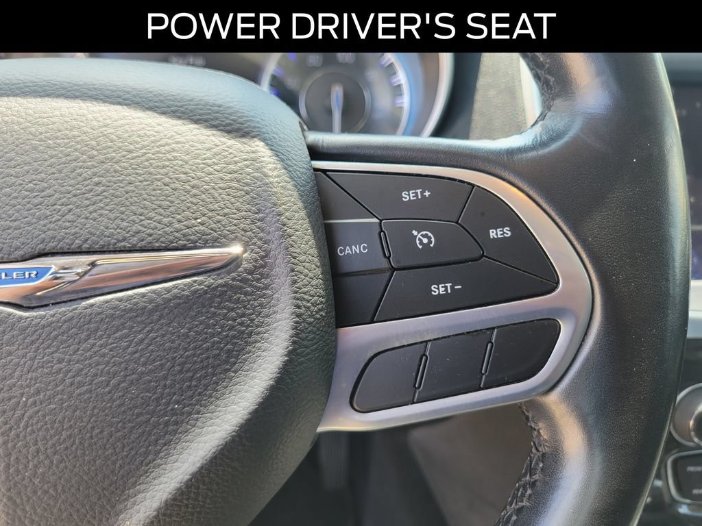 Used 2021 Chrysler 300 Touring RWD image 23