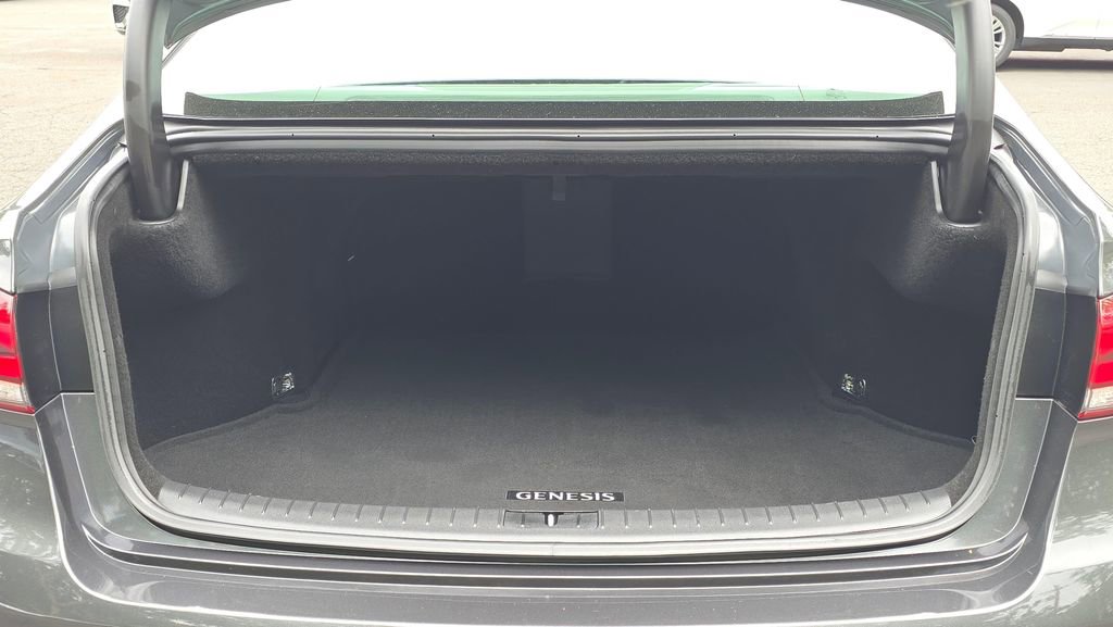 Used 2018 Genesis G80 3.8 AWD/4WD image 14