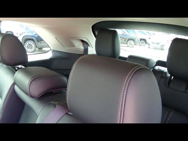 Used 2024 MAZDA CX-90 3.3 Turbo w/ Select Package AWD/4WD image 14