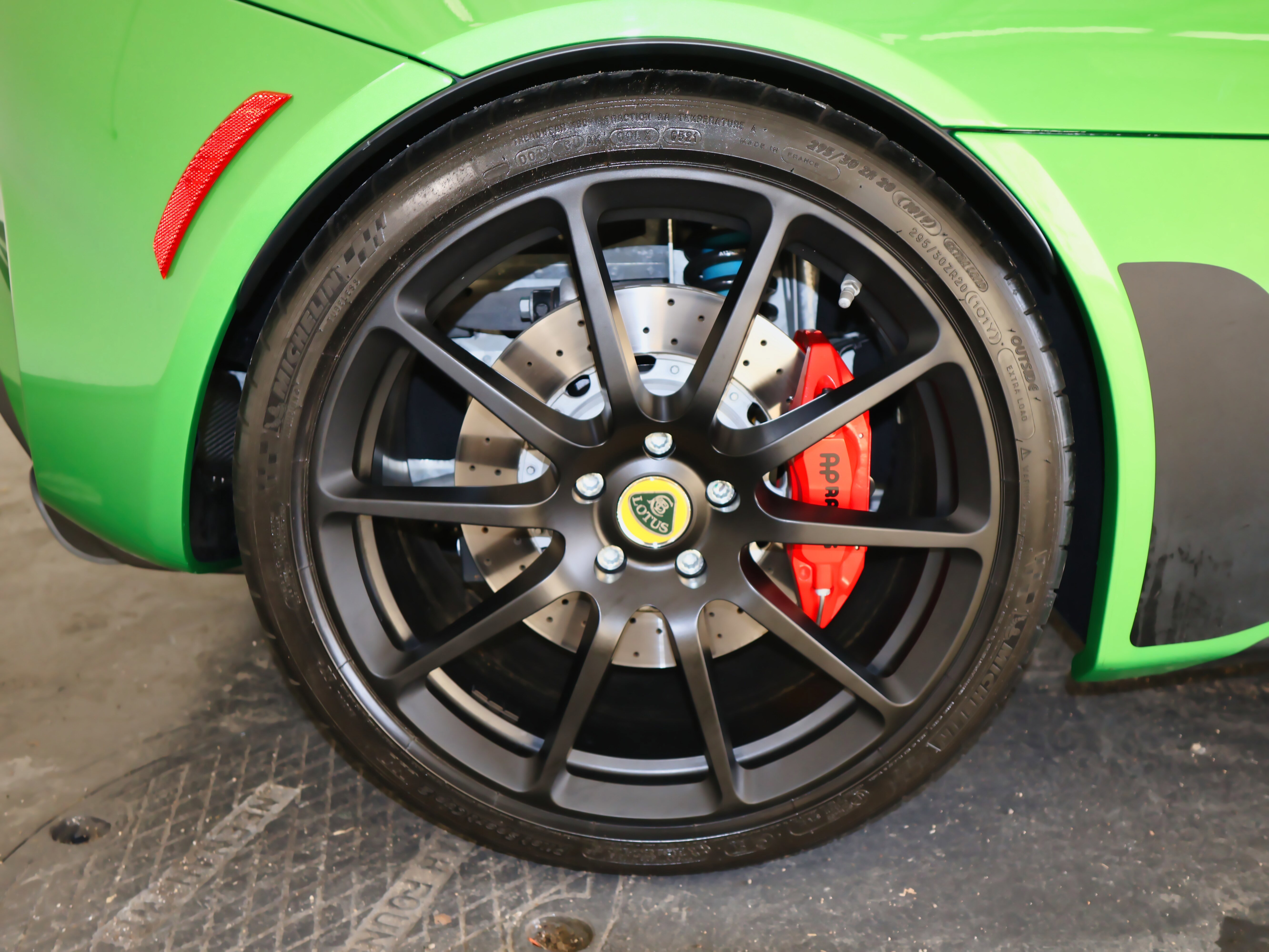 Used 2021 Lotus Evora image 19