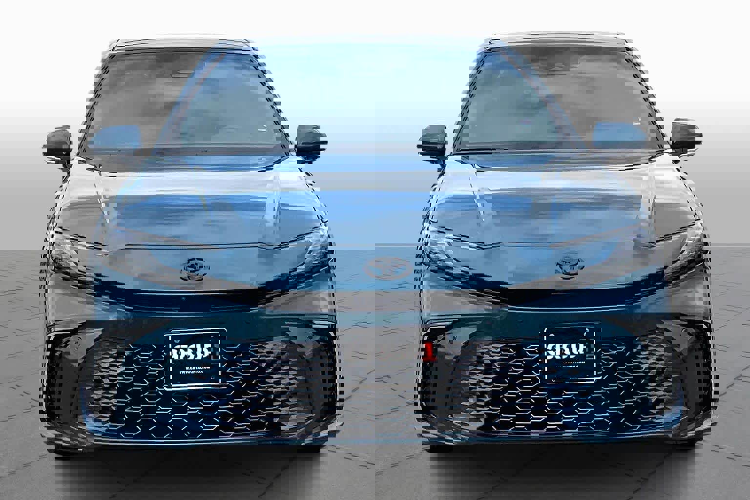 Used 2025 Toyota Camry XSE image 3