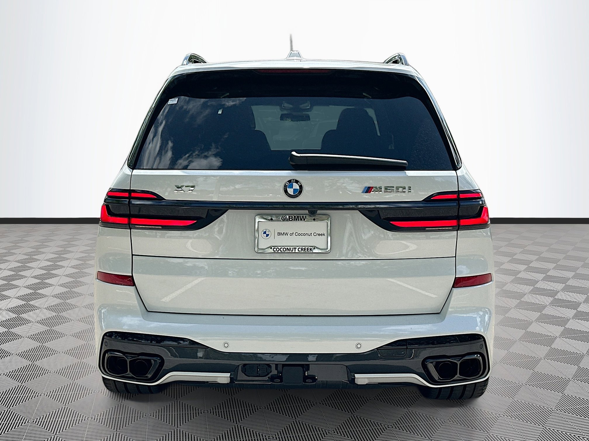 New 2026 BMW X7 M60i image 6