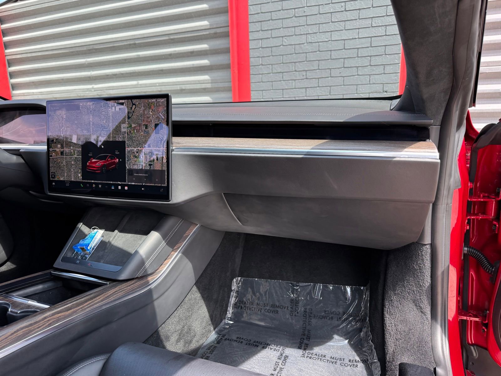 Used 2022 Tesla Model S image 16