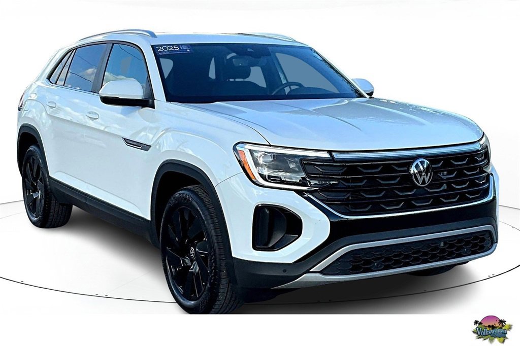 Used 2025 Volkswagen Atlas Cross Sport SE w/ Panoramic Sunroof Package
