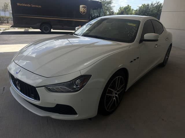 Used 2015 Maserati Ghibli S Q4 AWD/4WD image 16