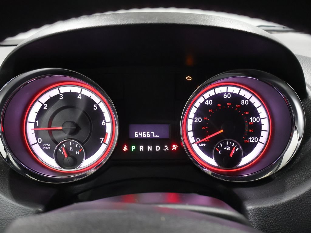 Used 2019 Dodge Grand Caravan SXT FWD image 34