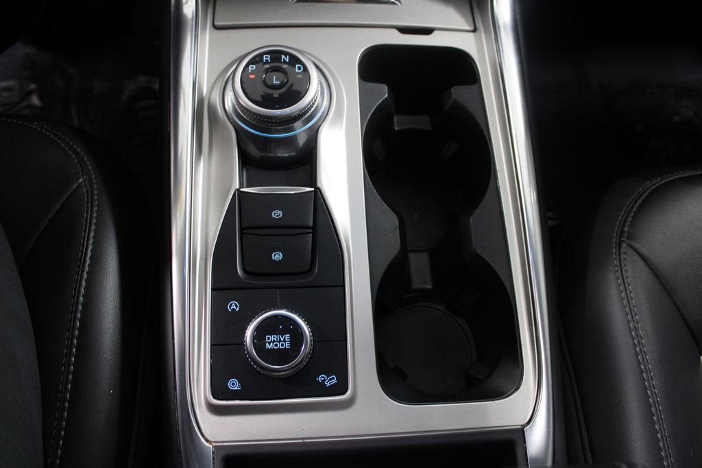 Used 2023 Ford Explorer XLT w/ Equipment Group 202A image 45
