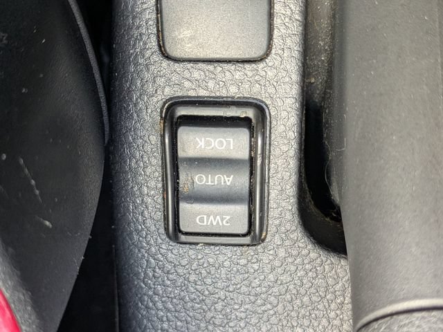 Used 2008 Suzuki SX4 AWD Hatchback image 33