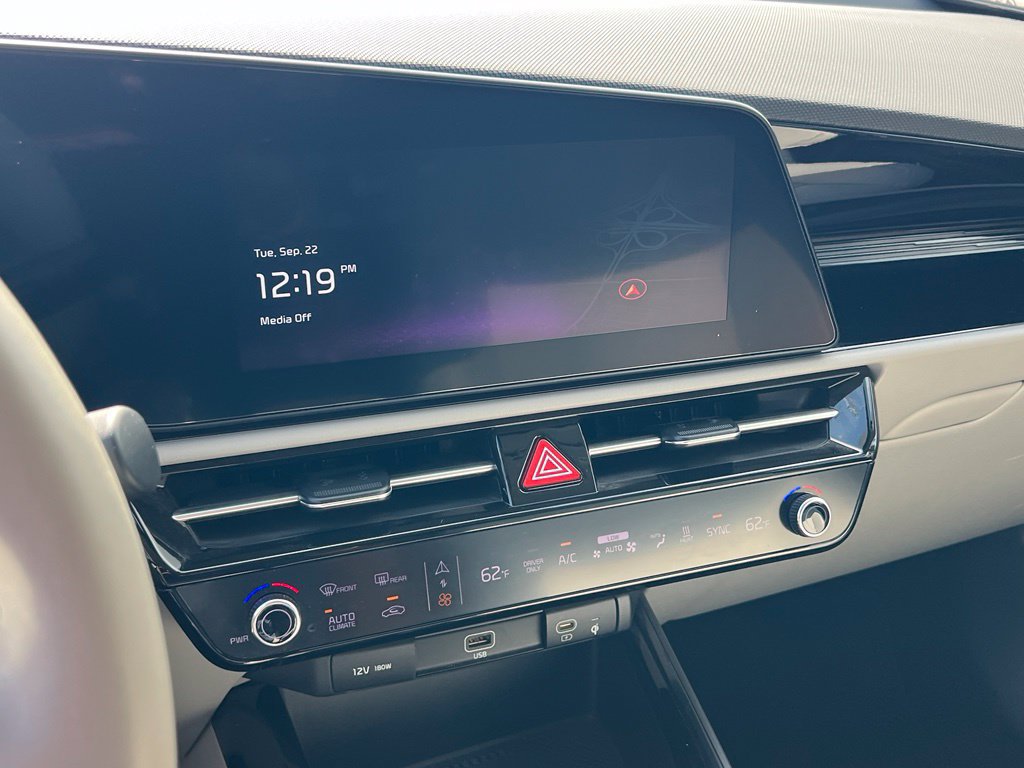 Used 2023 Kia Niro Wind w/ Wind Preserve Package FWD image 21