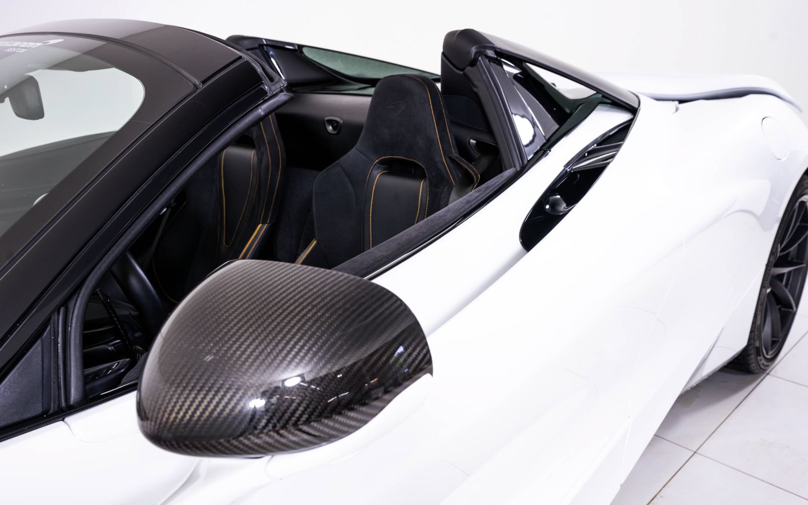 Used 2021 McLaren 720S Performance RWD image 16
