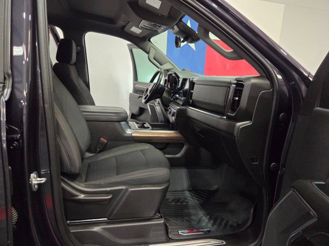 Used 2024 Chevrolet Silverado 2500 LT image 8