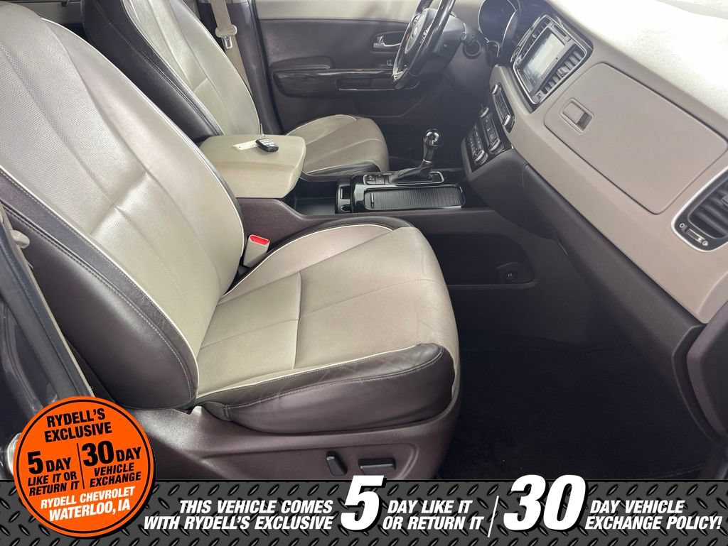 Used 2015 Kia Sedona SX Limited FWD image 16