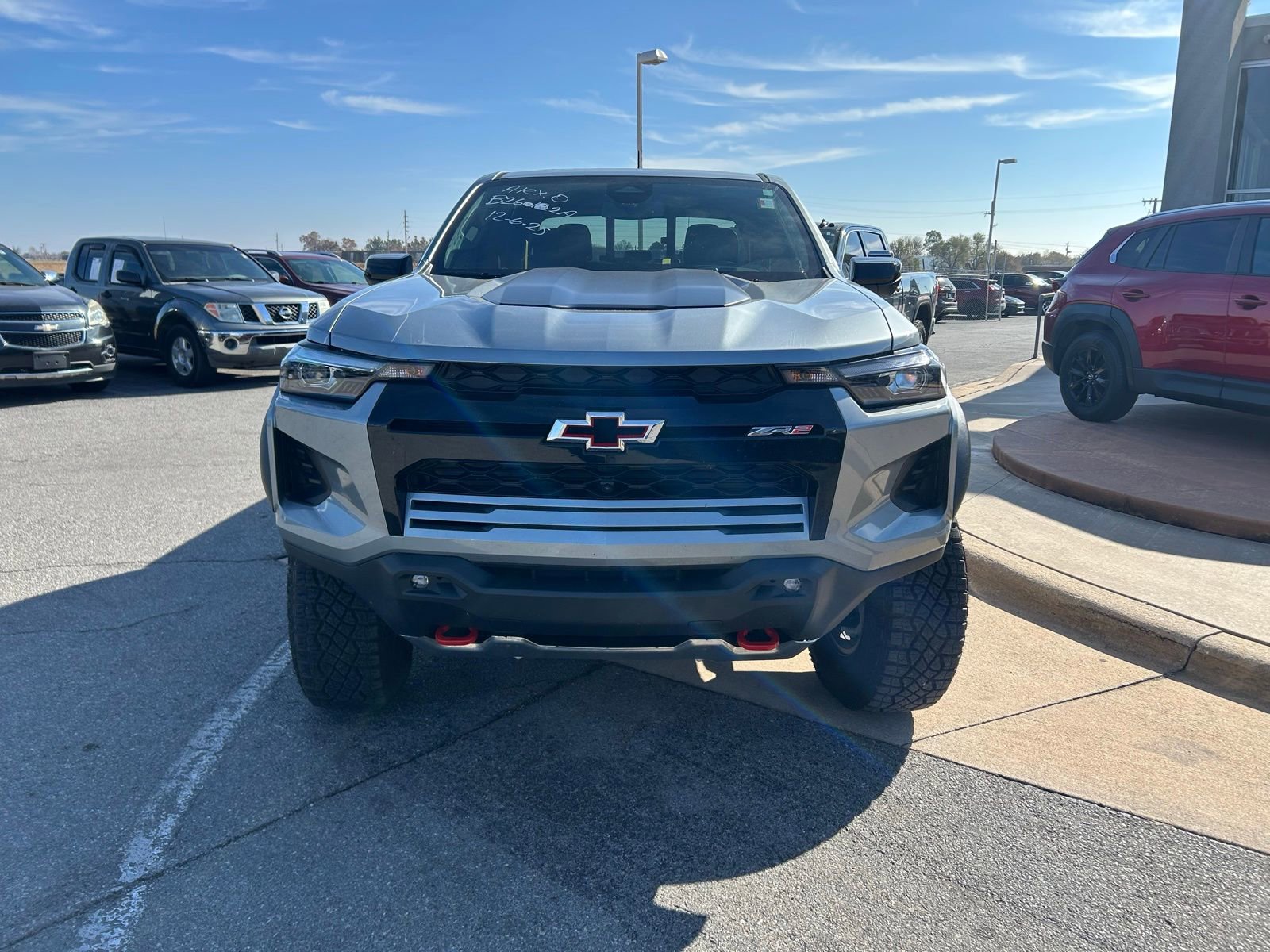 Used 2024 Chevrolet Colorado ZR2 w/ ZR2 Convenience Package III image 2