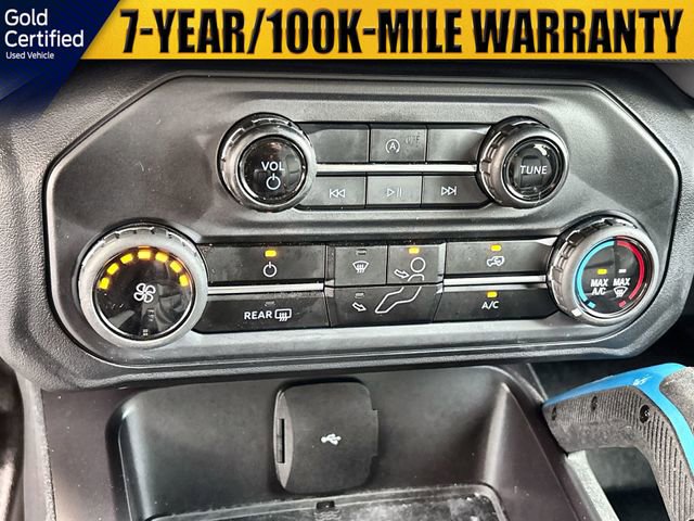 Certified 2024 Ford Bronco Black Diamond image 27