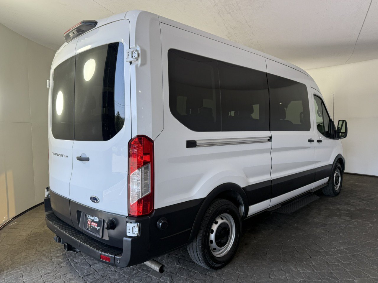 Used 2024 Ford Transit 350 XL RWD image 9
