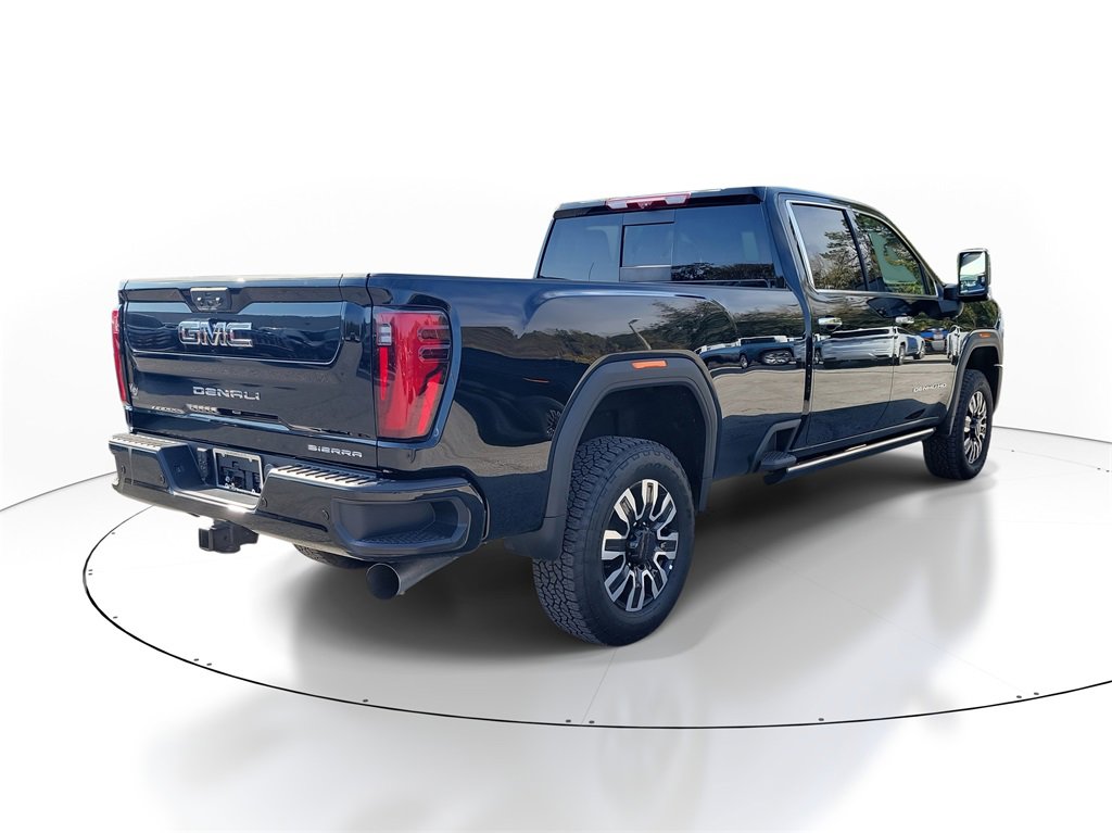 New 2025 GMC Sierra 3500 Denali Ultimate image 4