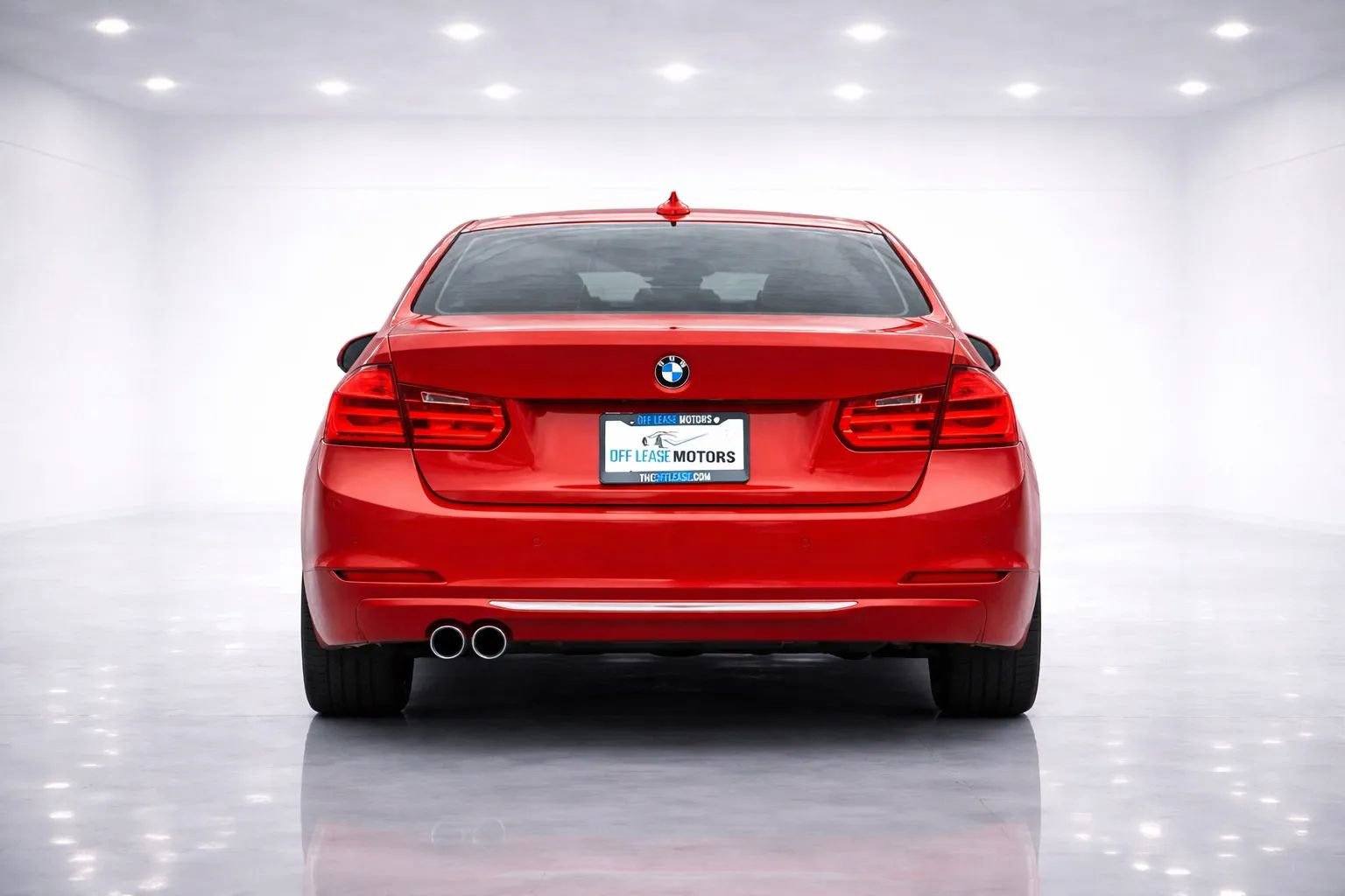 Used 2013 BMW ActiveHybrid 3 w/ Technology Pkg image 4