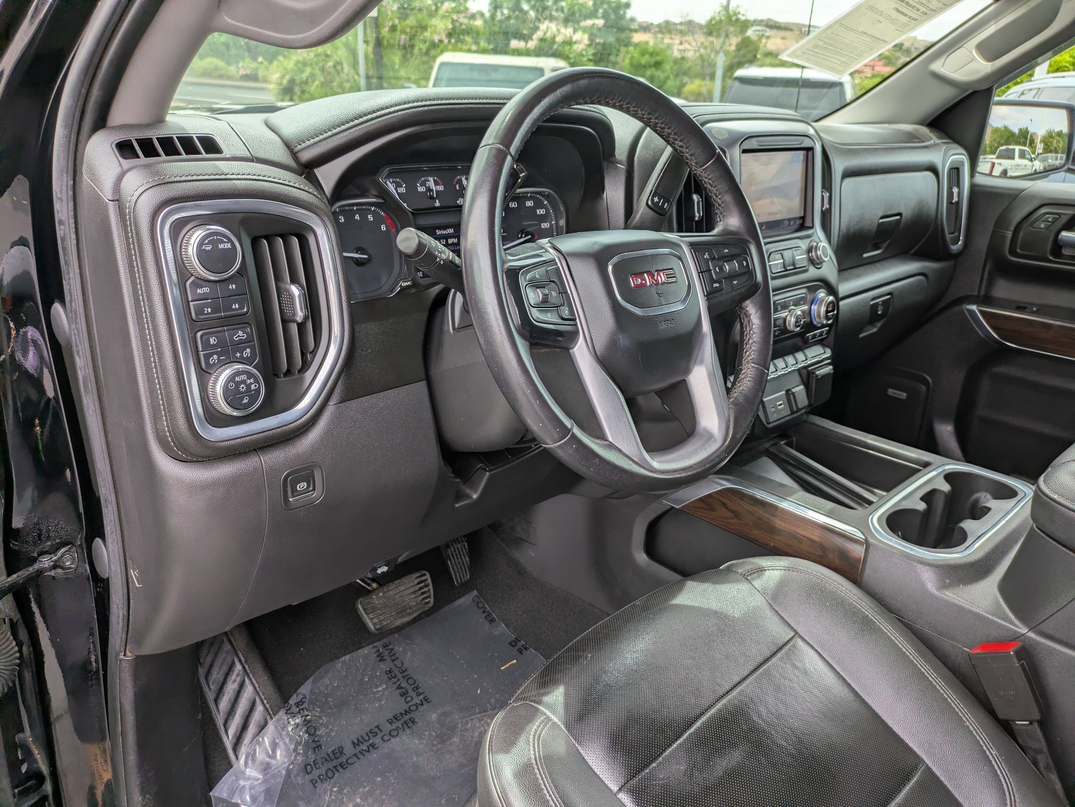 Used 2021 GMC Sierra 1500 SLT w/ SLT Convenience Package AWD/4WD image 14