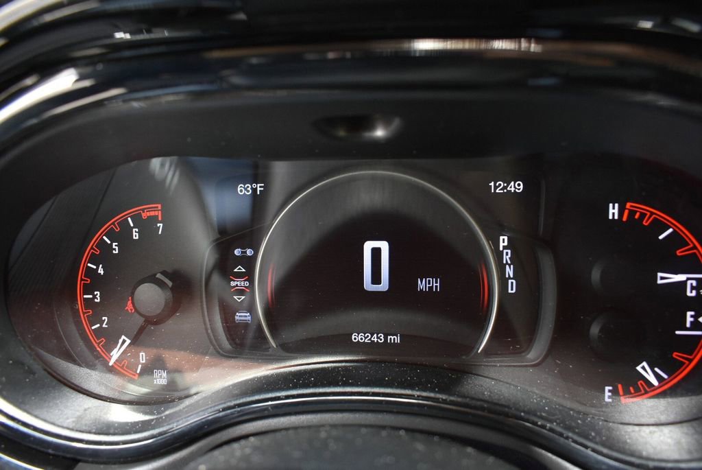 Used 2022 Dodge Durango SXT w/ Anodized Platinum Package AWD/4WD image 14