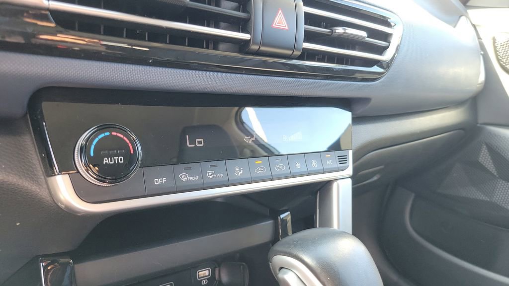 Used 2023 Kia Seltos Nightfall Edition image 23