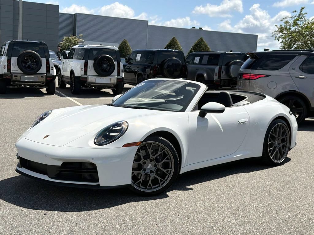 Used 2025 Porsche 911 Carrera RWD image 2
