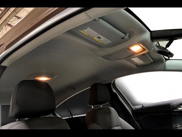 Used 2019 Chevrolet Cruze LT w/ Convenience Package image 24