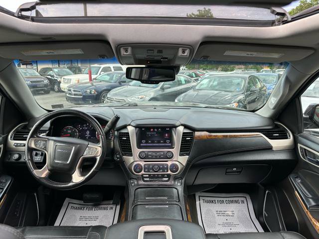 Used 2015 GMC Yukon XL Denali w/ Touring Package AWD/4WD image 22