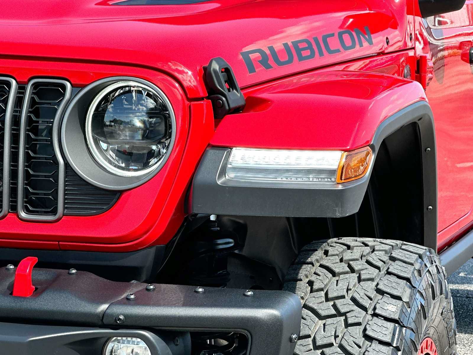 Used 2025 Jeep Gladiator Rubicon AWD/4WD image 16