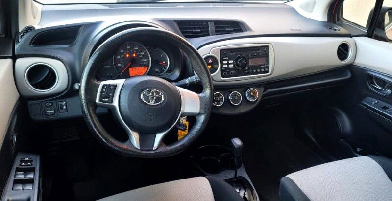Used 2013 Toyota Yaris LE image 25
