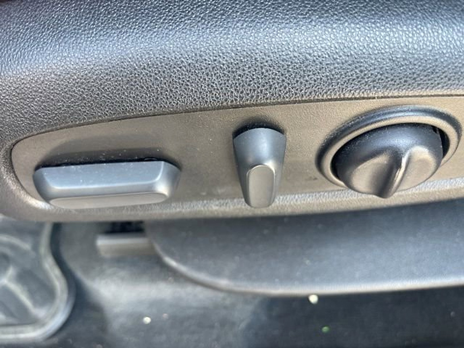 Certified 2023 Chevrolet Traverse RS image 19