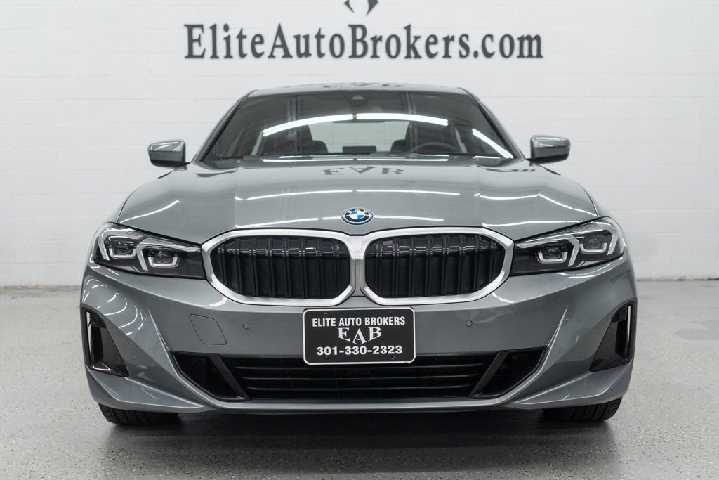 Used 2024 BMW 330e xDrive image 3