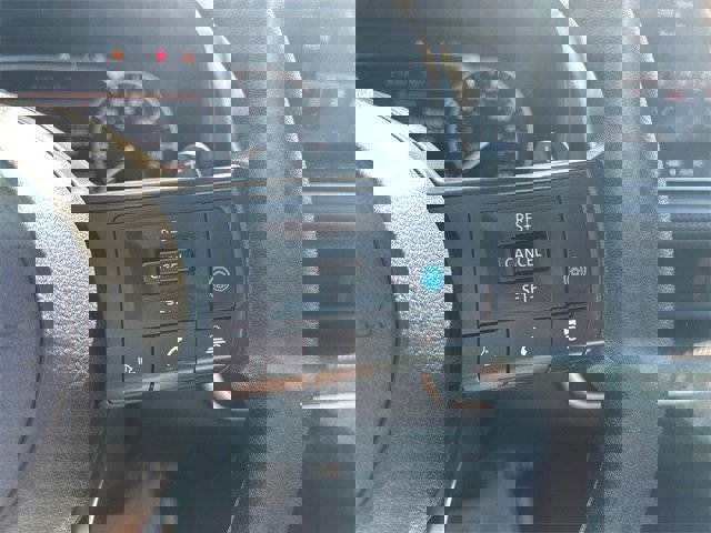 Used 2024 Nissan Rogue SV image 24