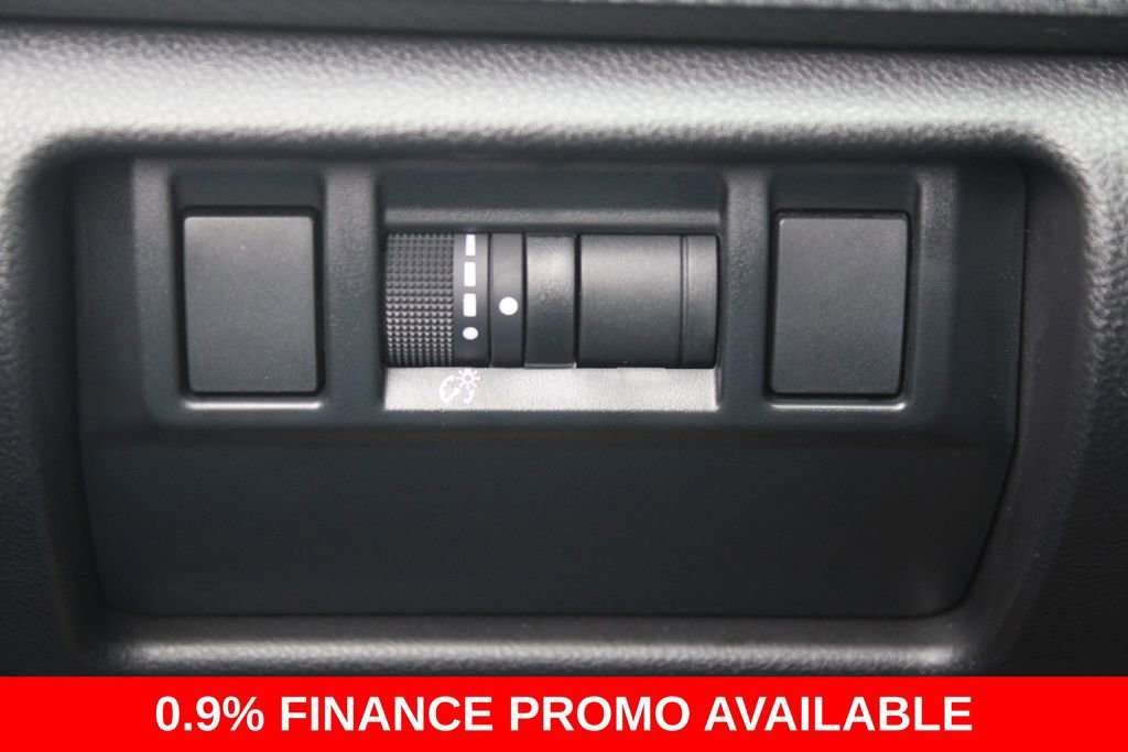 Used 2025 Subaru Crosstrek 2.5i Limited AWD/4WD image 12
