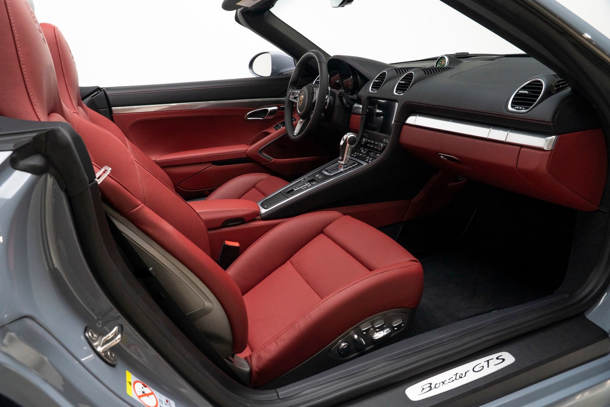 Used 2025 Porsche 718 Boxster GTS RWD image 47