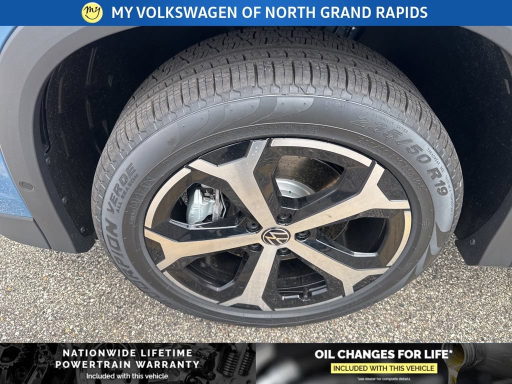 New 2026 Volkswagen Tiguan SE AWD/4WD image 9