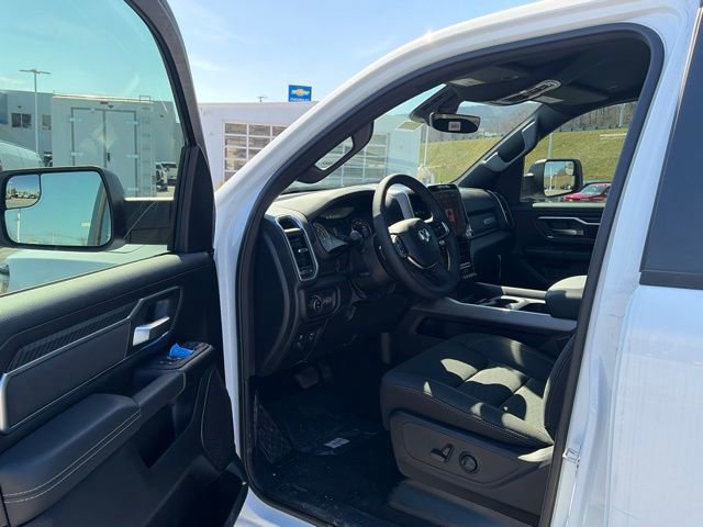 New 2026 RAM 1500 4x4 Crew Cab image 14