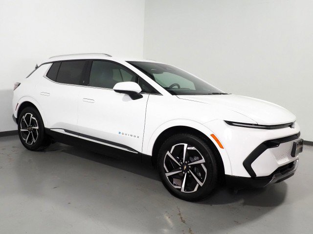 Used 2024 Chevrolet Equinox EV LT image 71