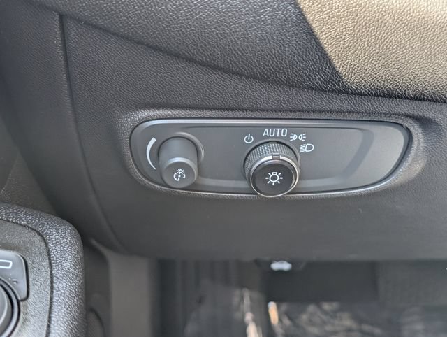 Used 2023 Chevrolet Equinox LT w/ Driver Convenience Package AWD/4WD image 27