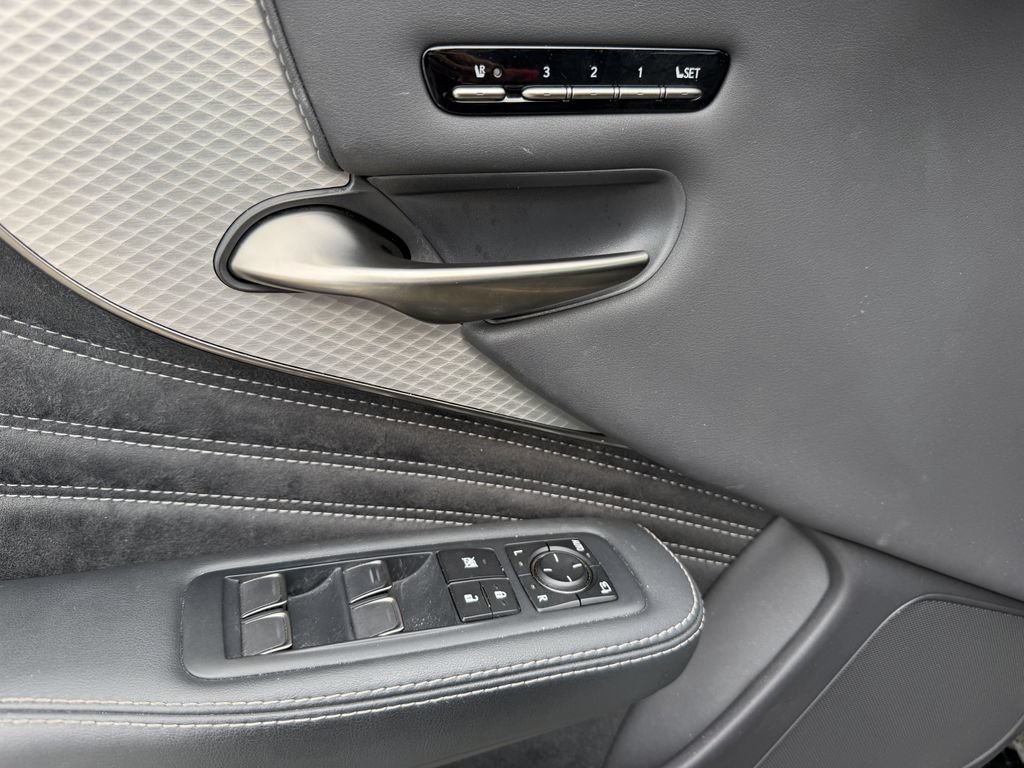 Used 2023 Lexus LS 500 F Sport w/ Cold Weather Package (CK) RWD image 14