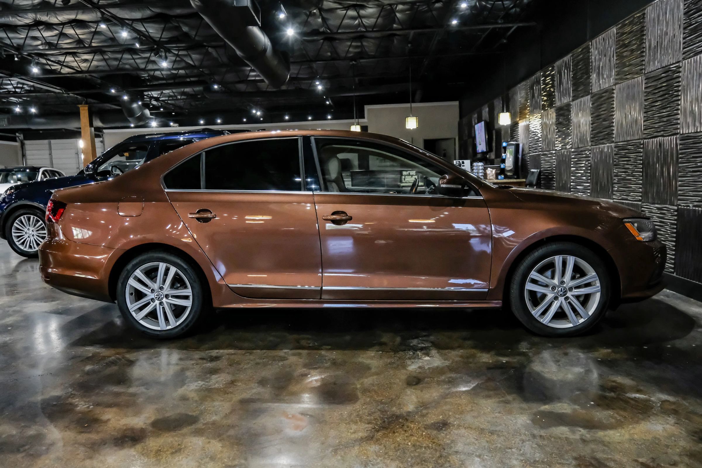 Used 2017 Volkswagen Jetta SEL FWD image 8