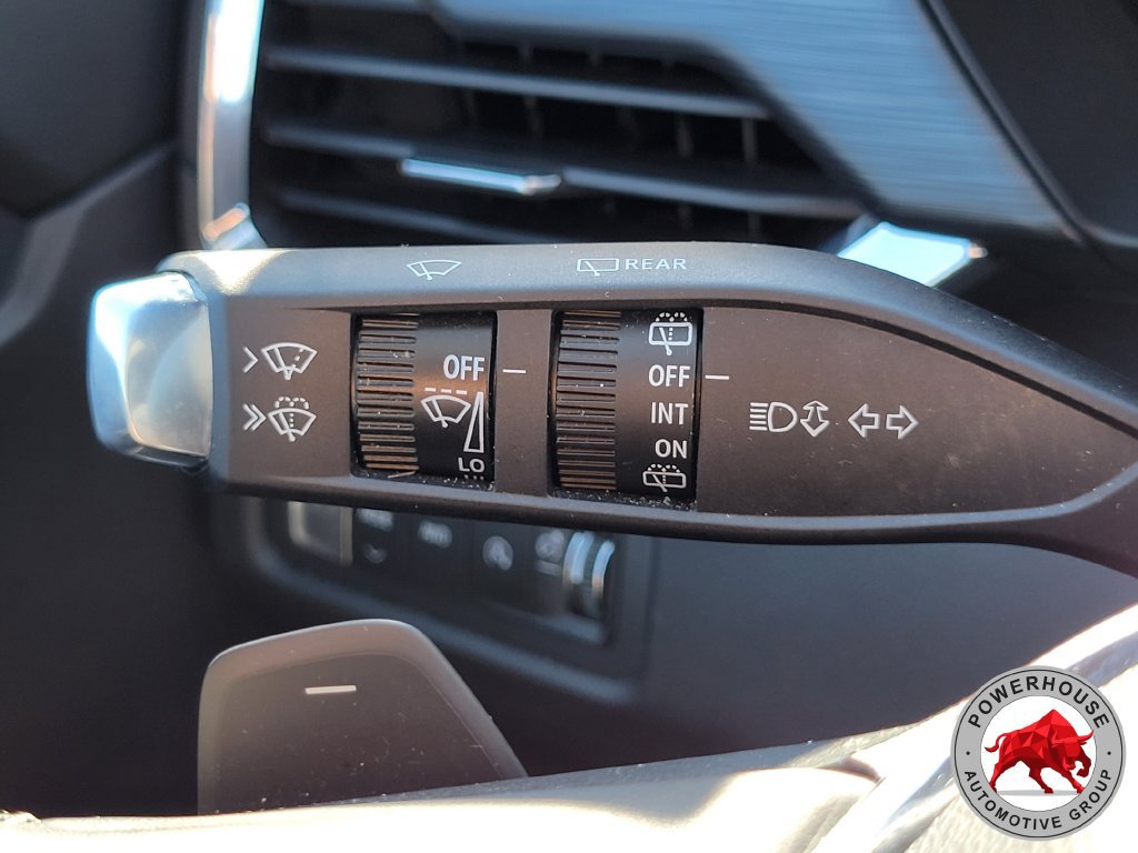 Used 2026 GMC Acadia Elevation w/ Elevation Premium Package AWD/4WD image 33