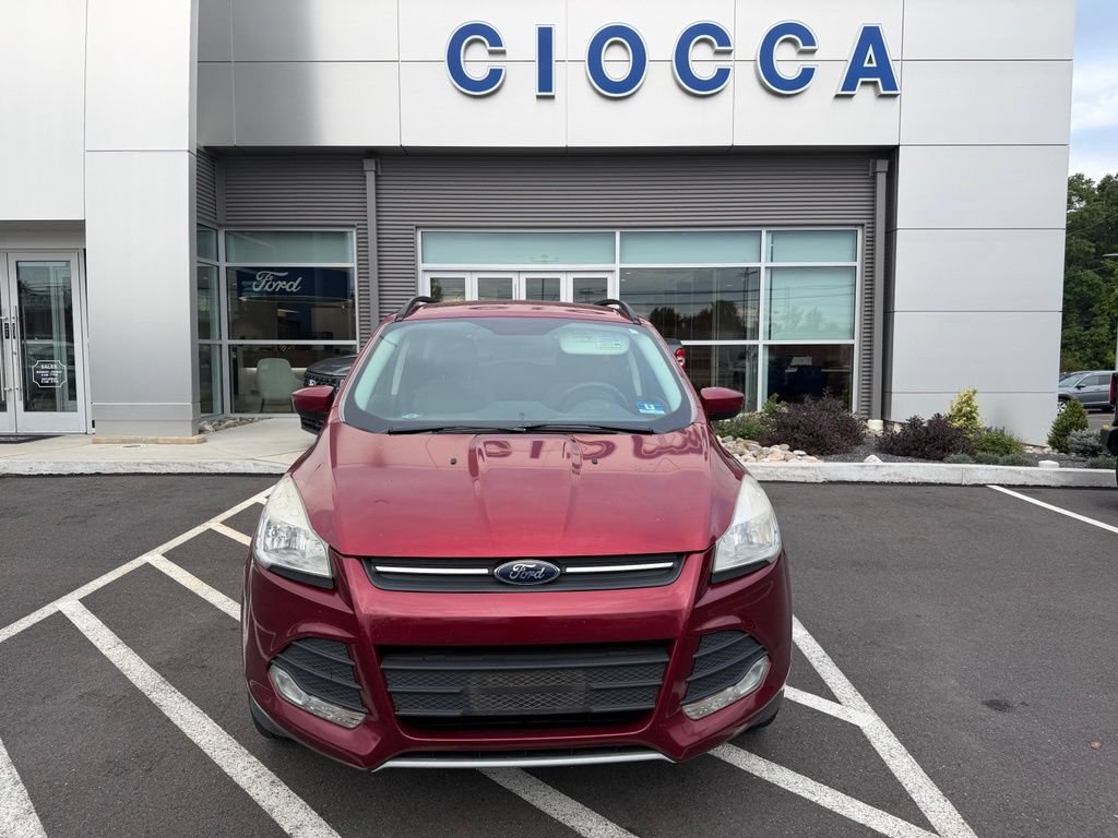 Used 2016 Ford Escape SE w/ Equipment Group 201A AWD/4WD image 3