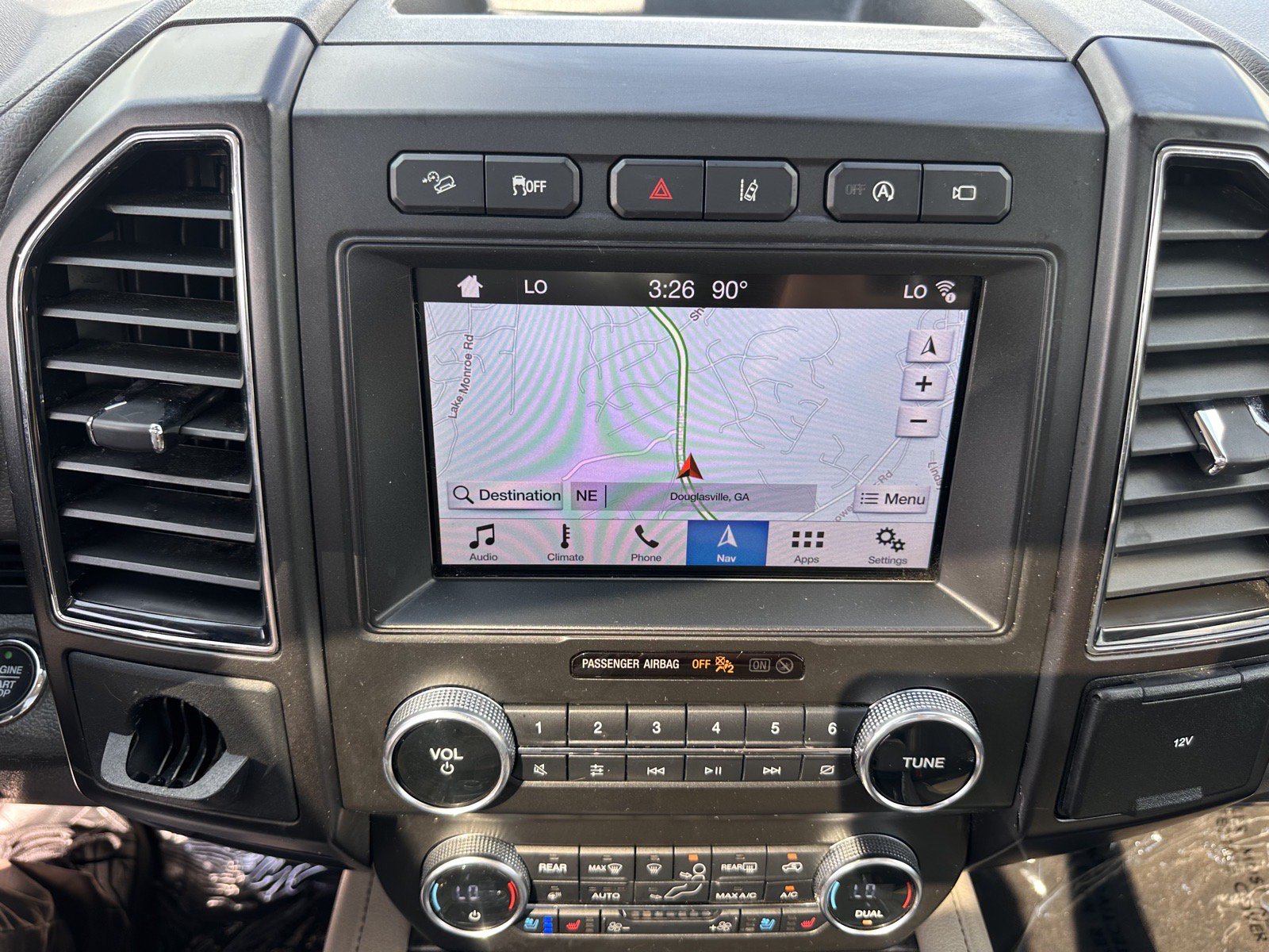 Used 2019 Ford Expedition Limited w/ Equipment Group 302A AWD/4WD image 31