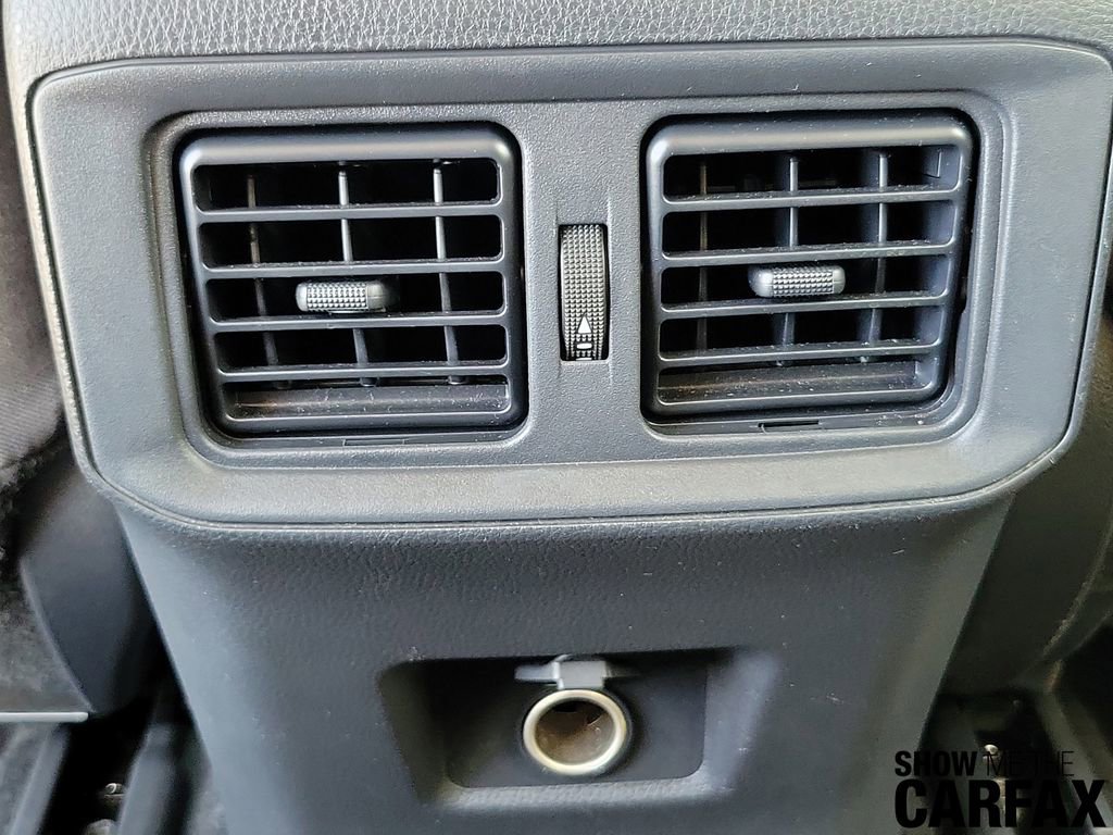 Used 2024 Toyota RAV4 LE AWD/4WD image 11