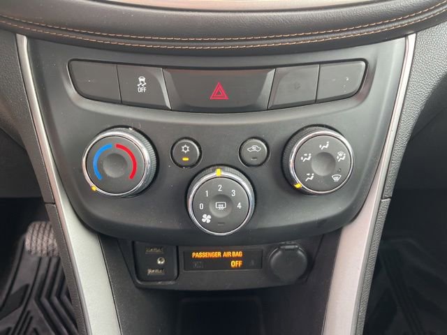 Used 2017 Chevrolet Trax LT FWD image 18