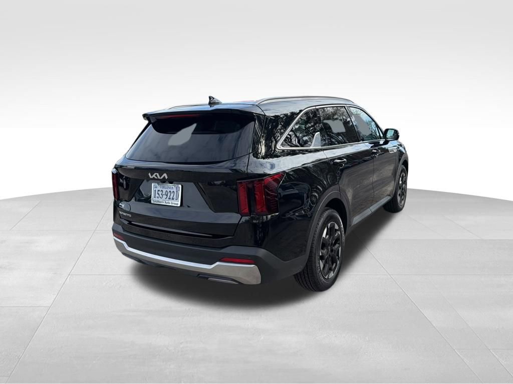 Certified 2025 Kia Sorento S w/ Panoramic Sunroof Package FWD image 6