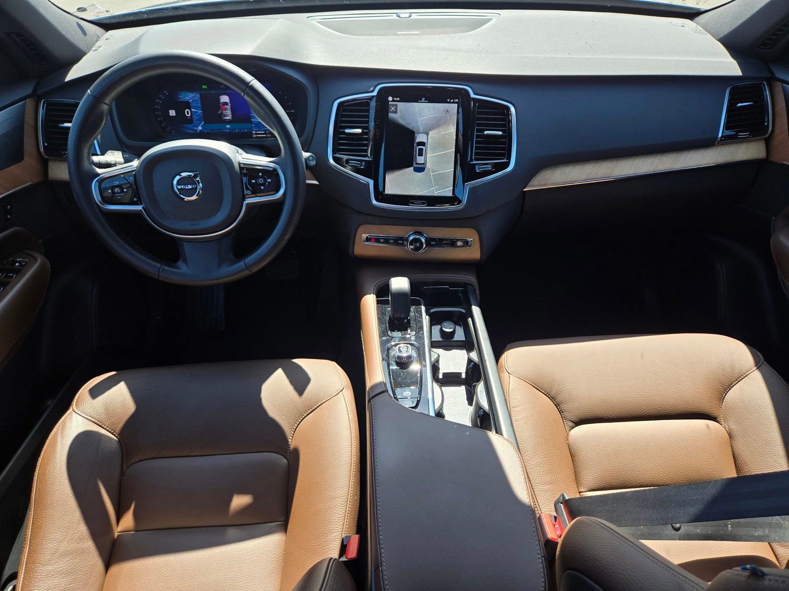 Certified 2024 Volvo XC90 T8 Plus AWD/4WD image 13
